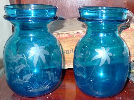 Stevens and Williams Princess hyacinth vase